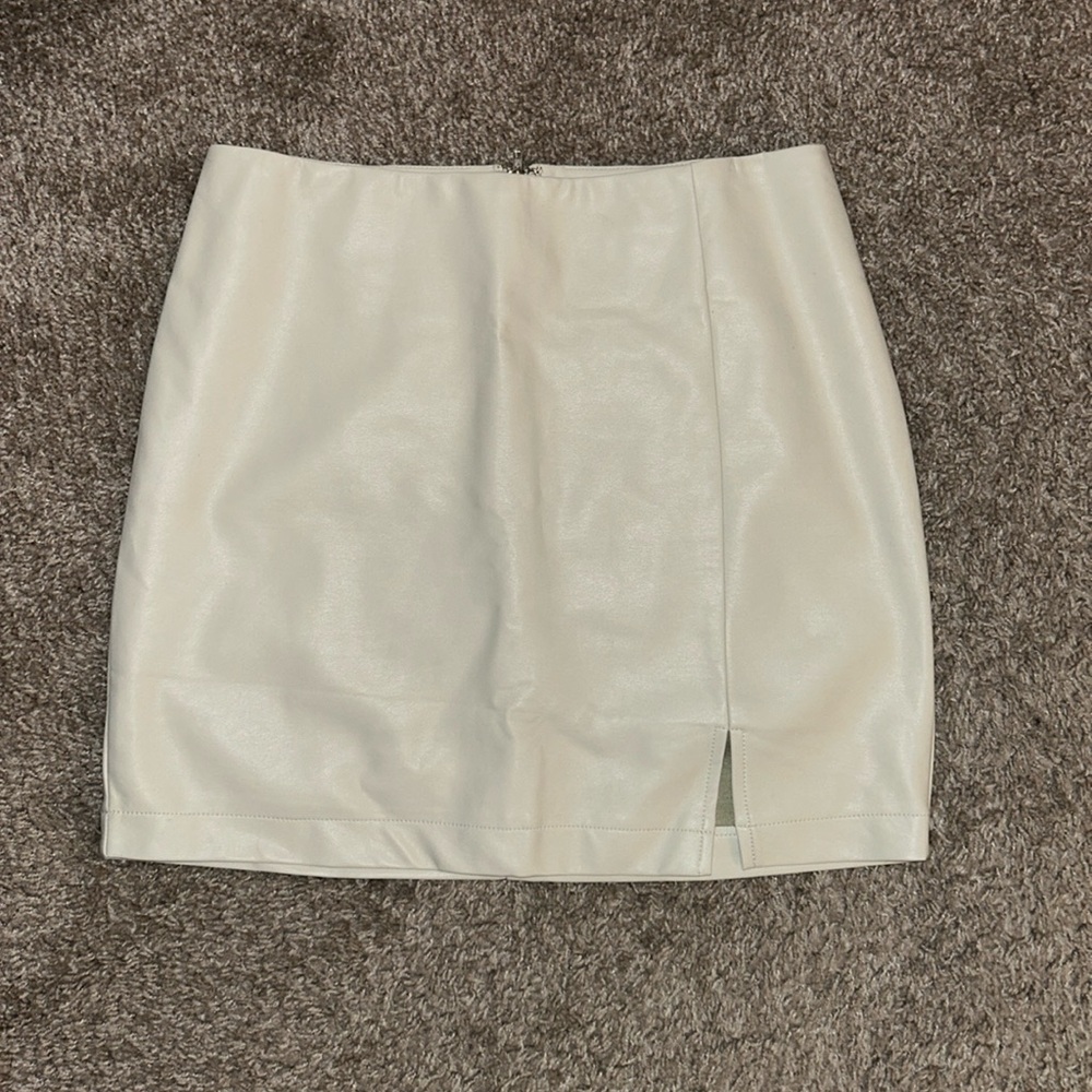 Gilli Ivory Leather Mini Skirt - Small
